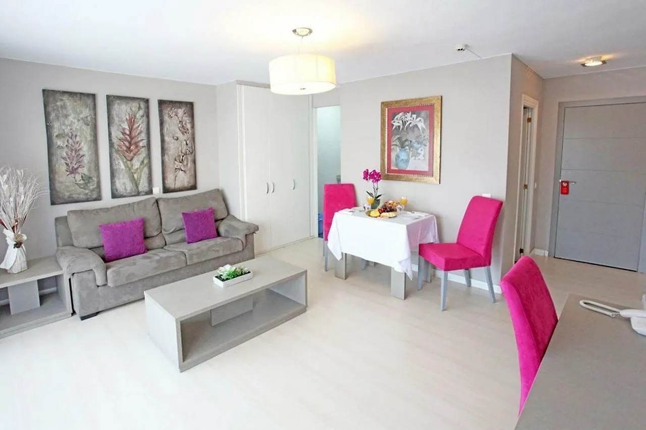 Hotel El Faro Marbella 3*,